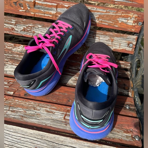 Brooks Ghost 15 Athletic Running sneaker shoes in Black,Pink & purple Sz-12. M - Picture 10 of 14